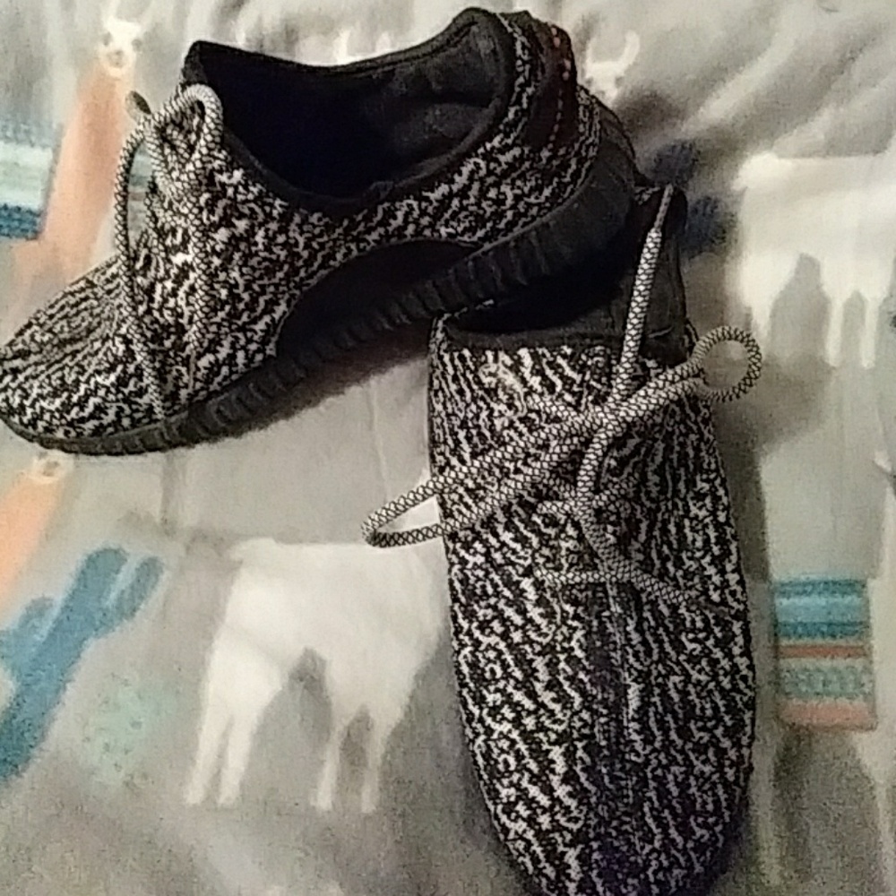 Mens shoes